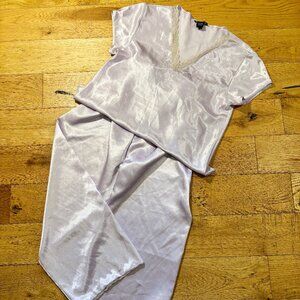 Jones New York lilac pajama set with lace trim
